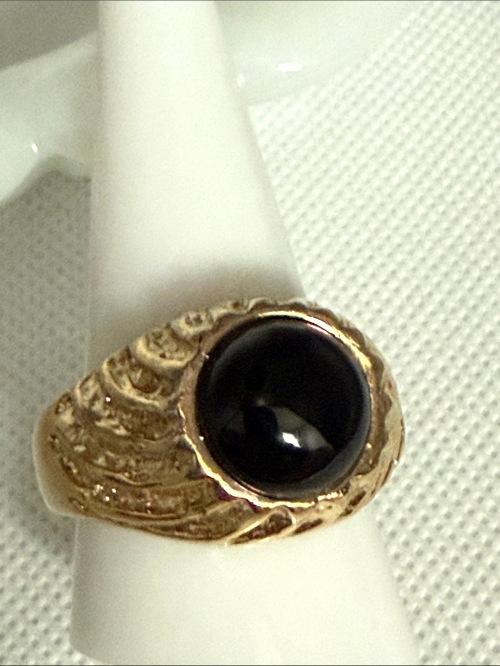 Vintage Big Gold Tone Ring with Black Cabochon size 11.5